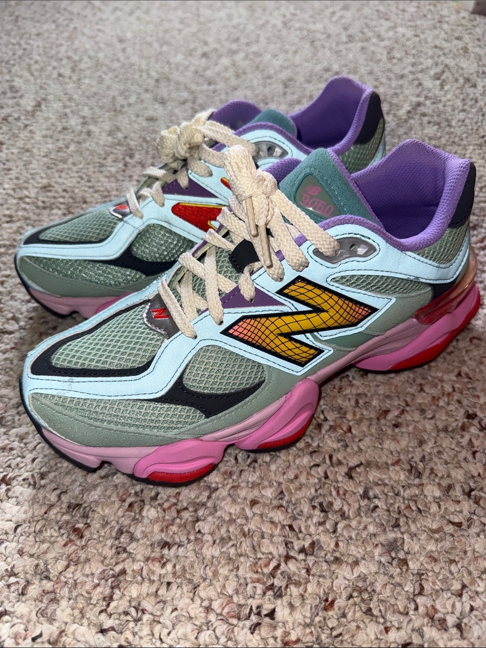 New Balance 9060